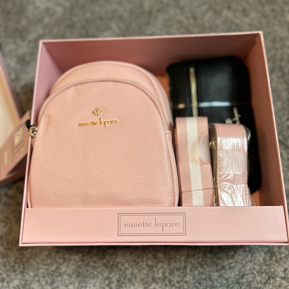Nanette Lepore crossbody and wristlet gift set